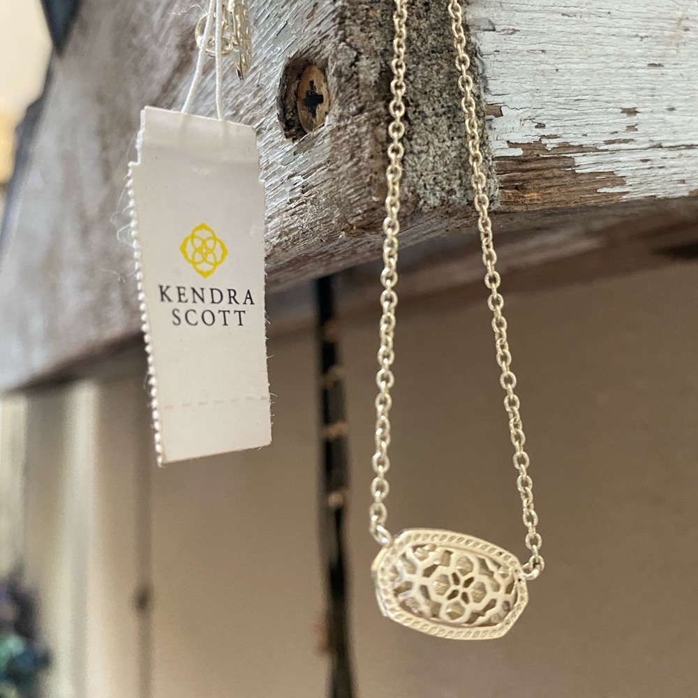 NWT Kendra Scott Necklace